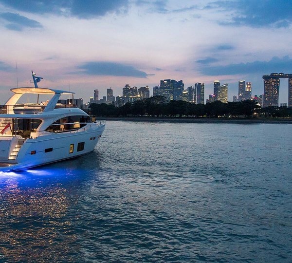 Motor Yacht LEMON NOT LIME