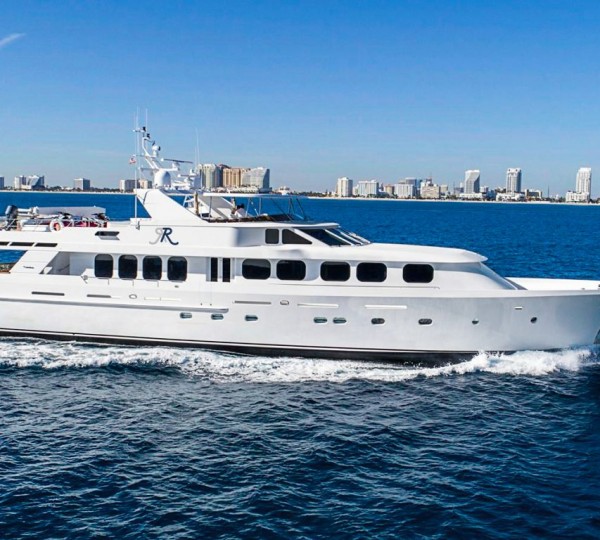 Motor Yacht Reflections