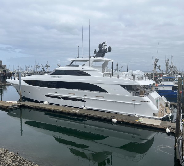 Motor Yacht SEAS THE DAY