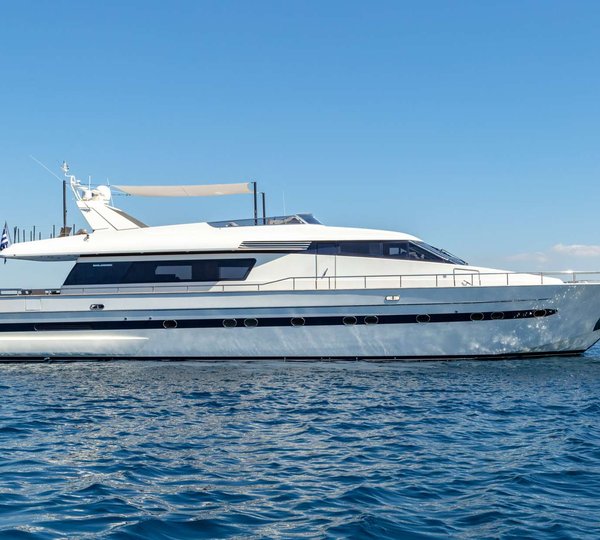 Motor Yacht THE BIRD