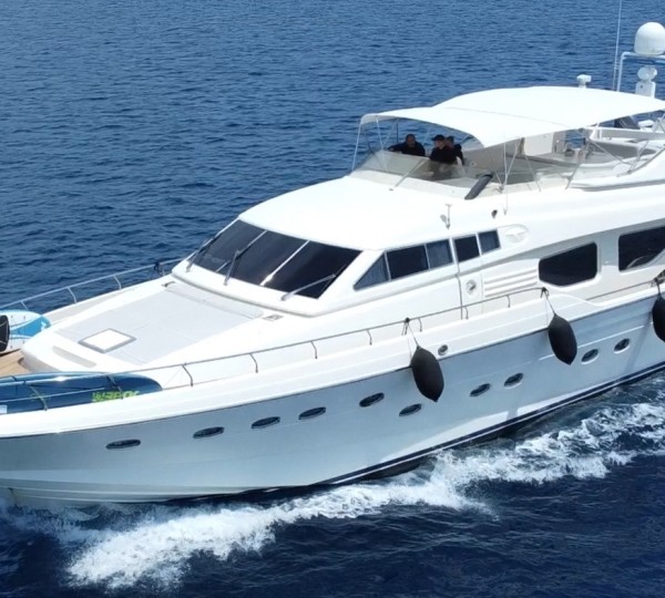 Motor Yacht VA BENE