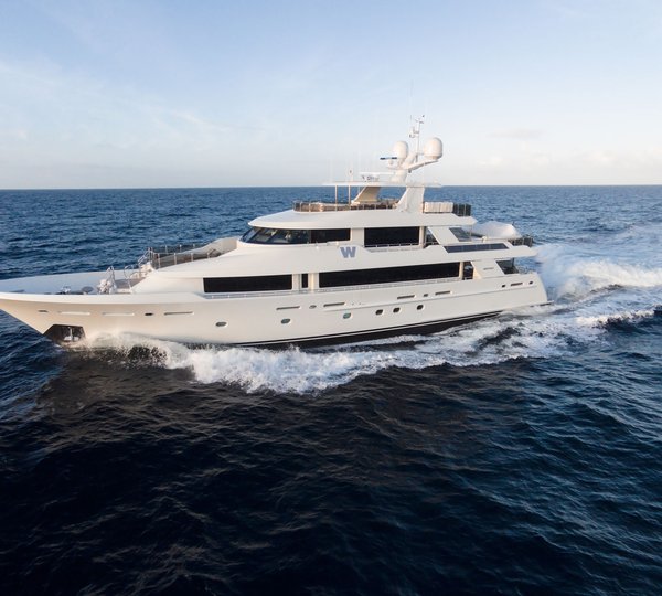 Motor Yacht W Profile