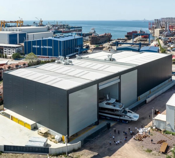 Motor Yacht WATERLILY Emerges From The Shed