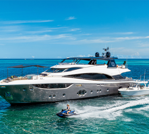 Motoryacht CIELO NERO