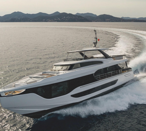 Motoryacht FIRST HORIZON