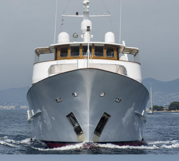 Motoryacht FIVE ANGELS