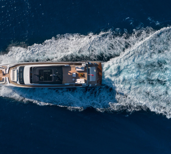 Motoryacht IANASSA