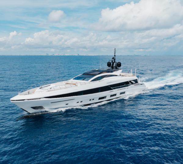 Motoryacht VELOCITY