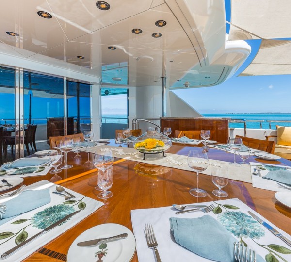 My Girl Sistership - Exterior