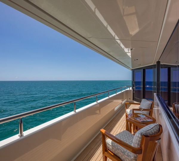 My Girl Sistership Exterior - Balcony