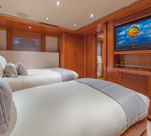 My Girl Sistership Interior - Twin Cabin