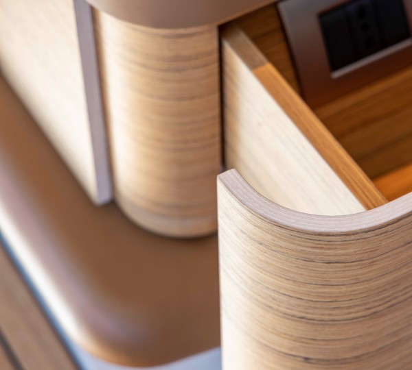 NAVETTA 30 Interior - Owner Suite Detail