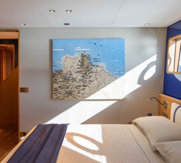 NAVETTA 30 Interior - VIP Cabin