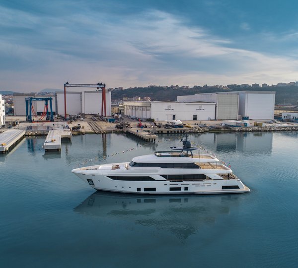 NAVETTA 37 DILLY DALLY Motor Yacht