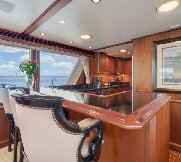 NIRVANA Interior - Bar