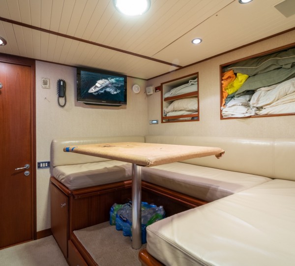 NIRVANA Interior - Crew Quarters