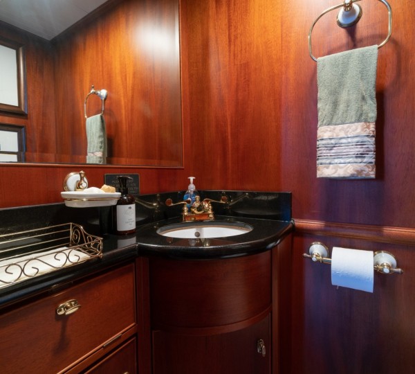 NIRVANA Interior - Crew Quarters