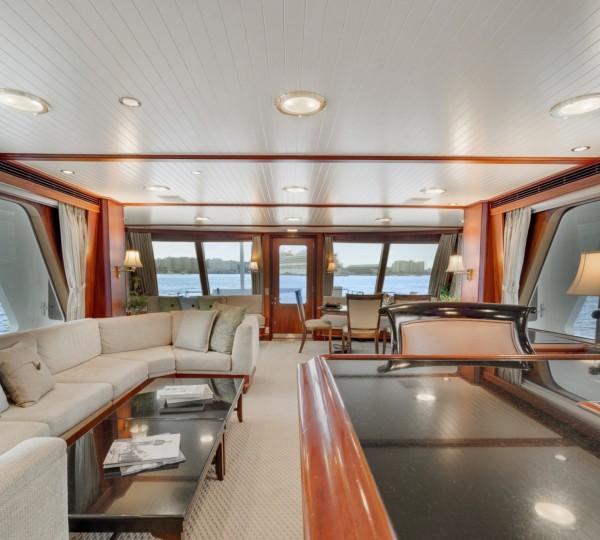 NIRVANA Exterior - Main Living Area