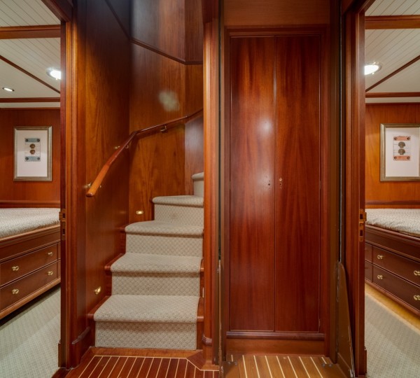 NIRVANA Interior - Master Cabin Access
