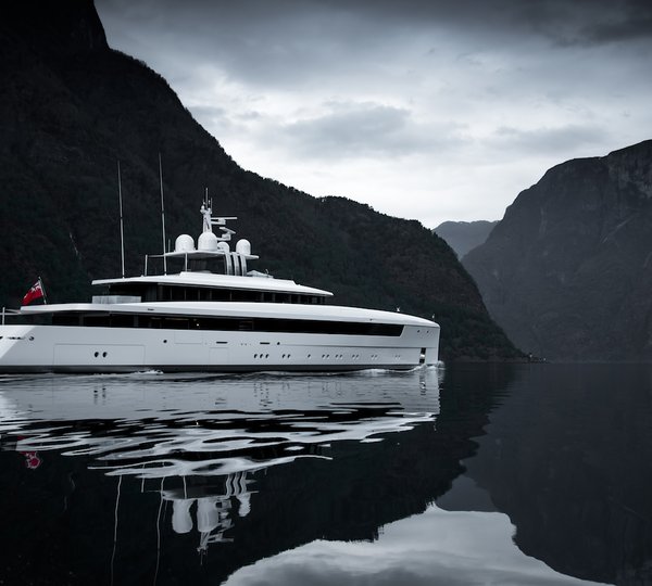 Najiba Cruising Norway