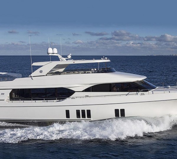 OCEAN ALEXANDER Sistership