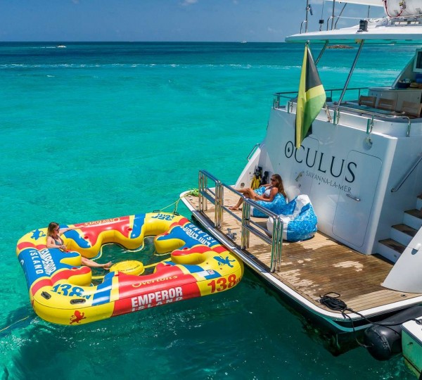 Oculus Exterior - Swimming Platform