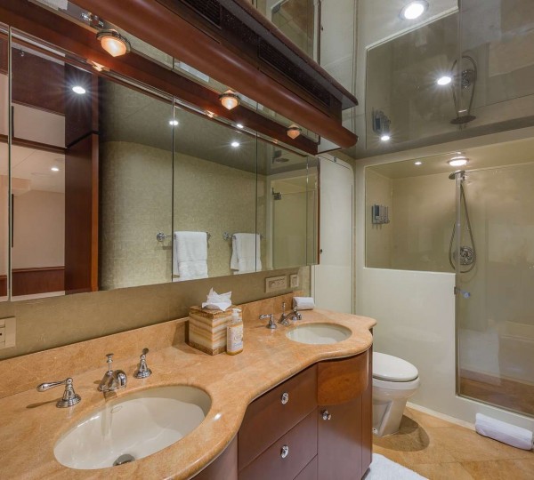 Oculus Interior - Master Ensuite