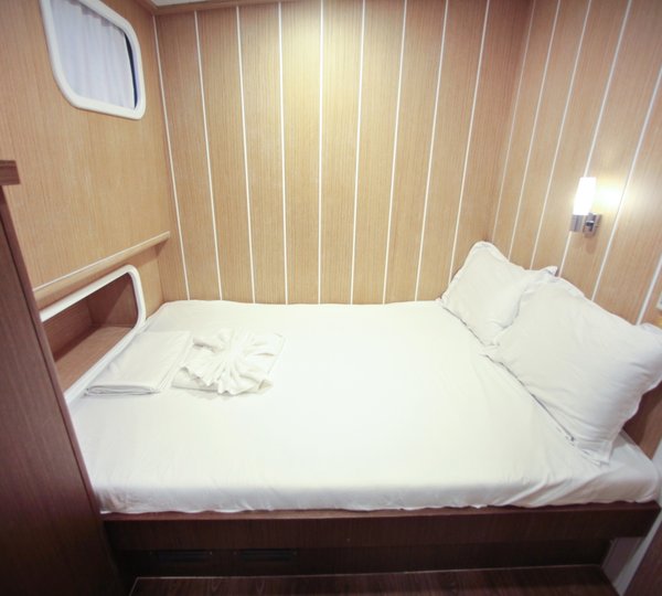 Double guest cabin