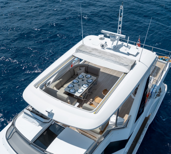 Open Sundeck Dining With Sea Views