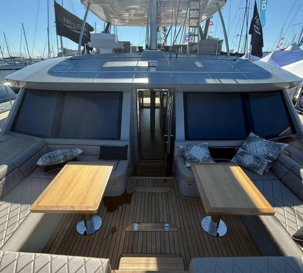 Opendeck Mini Dining Area