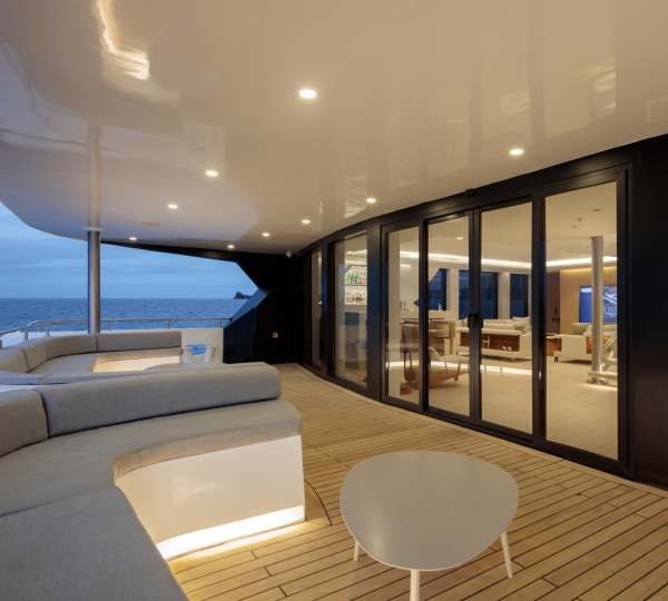 Opendeck Relaxation Area