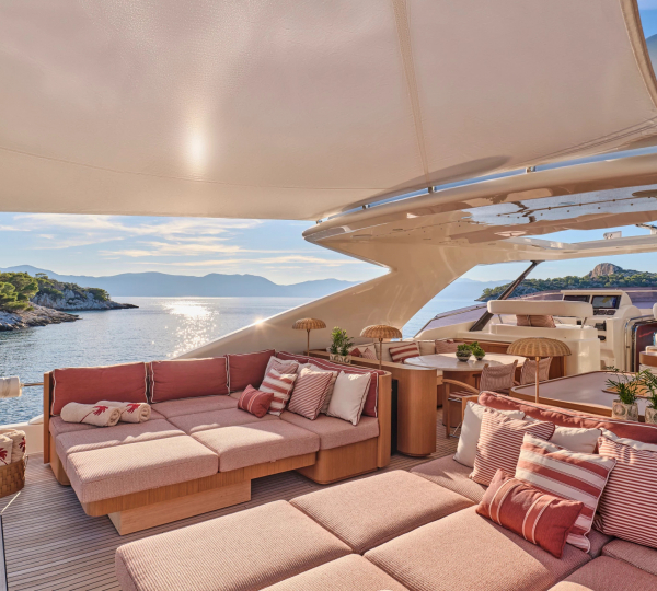 Opendeck Relaxation Area