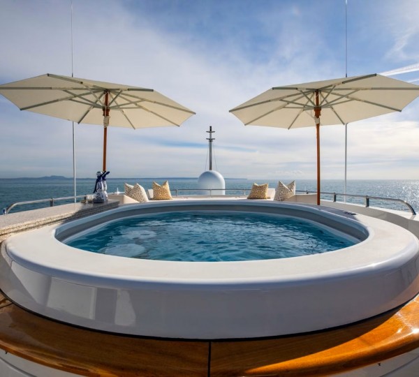 Opendeck Swimming Pool Area