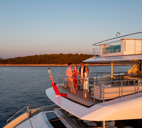 Opendeck With Sea Views