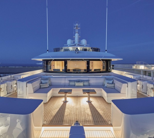 Opendeck With Relaxation Area