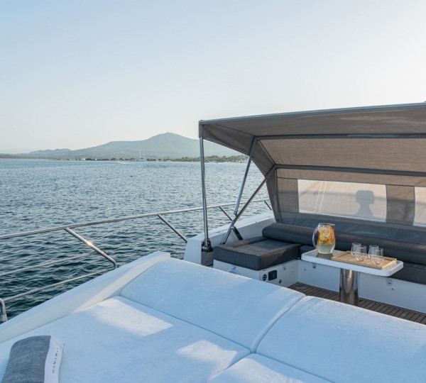 Opendeck With Relaxation Area