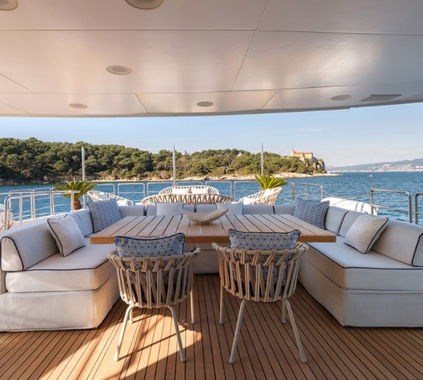 Opendeck With Sea Views