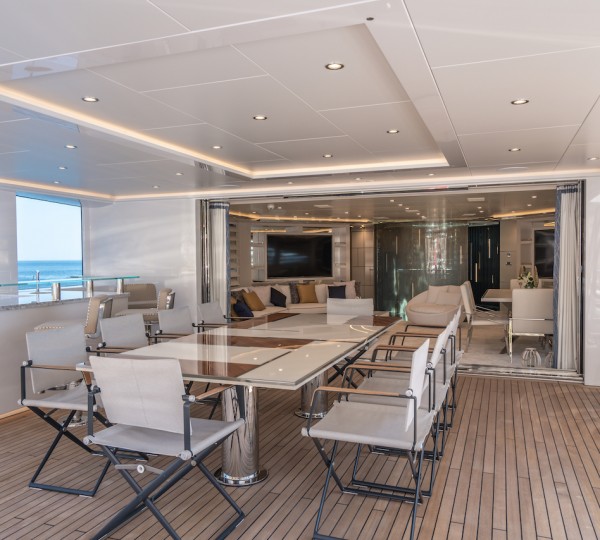 Outdoor Seating Area 