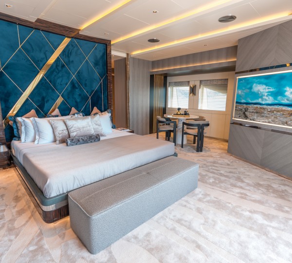 Owner Deck- Master Cabin (2)