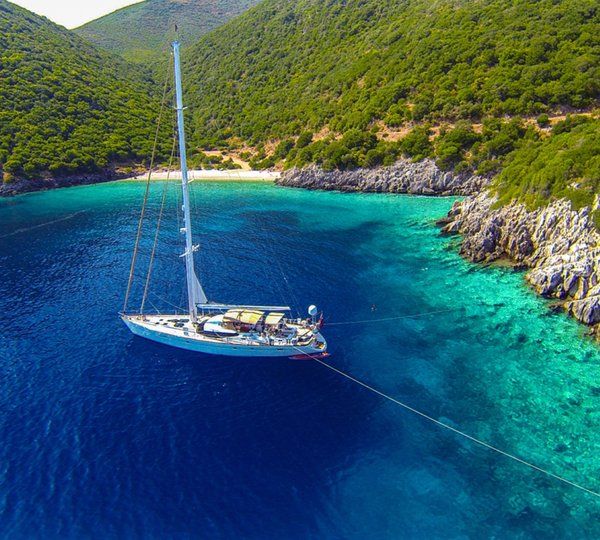 Oyster Yacht PANDEMONIUM - Stern To Anchored