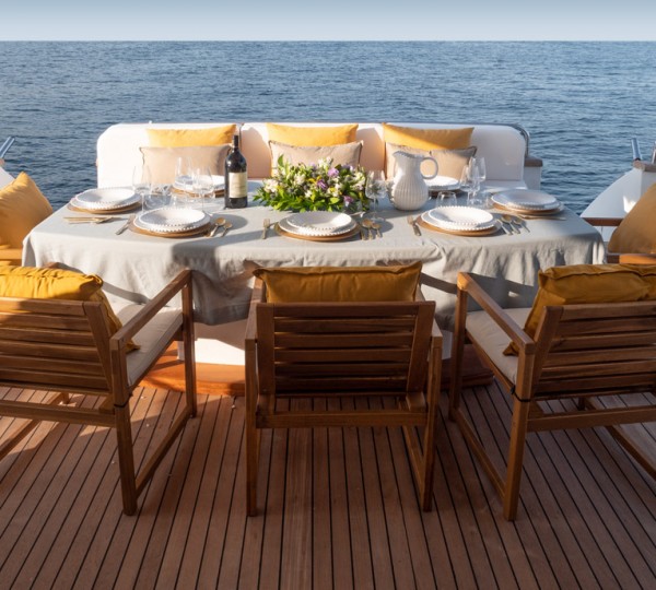 Aft deck dining