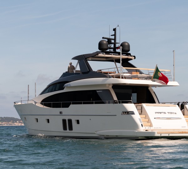 PAP'S TOY III Yacht