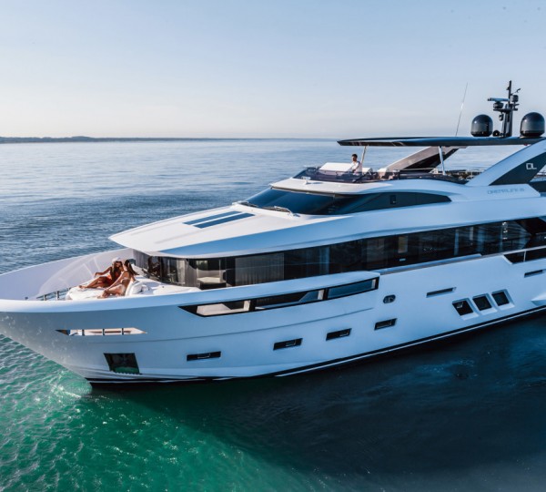 THE PEDDLER Cruising