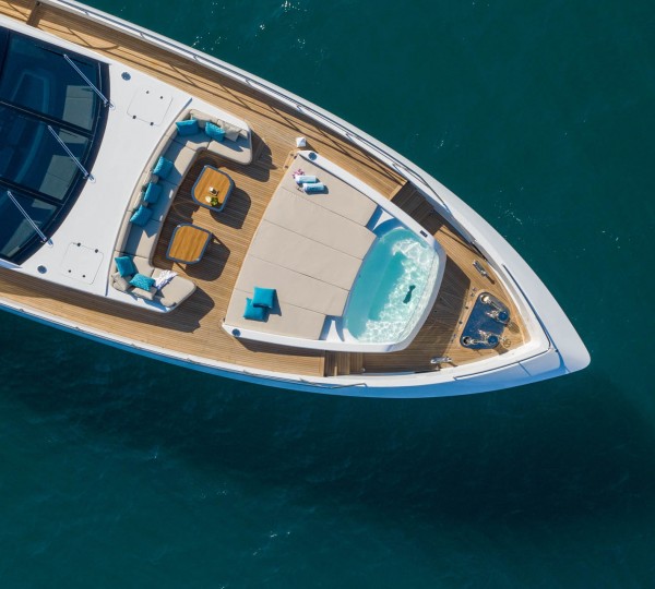 PROJECT PONZA Sistership Exterior - Foredeck Aerial