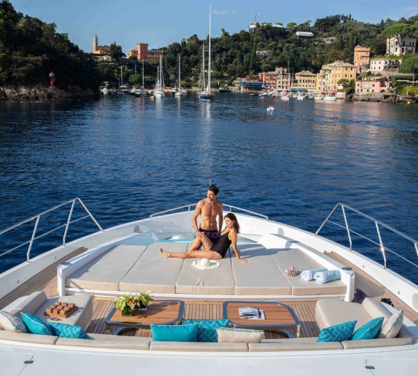 PROJECT PONZA Sistership Exterior - Foredeck And Infinity Pool