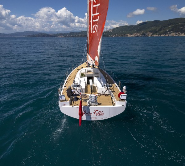 PURA FOLLIA Yacht
