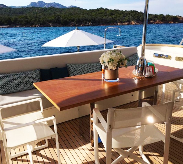 Palgremat Exterior - Dining Area