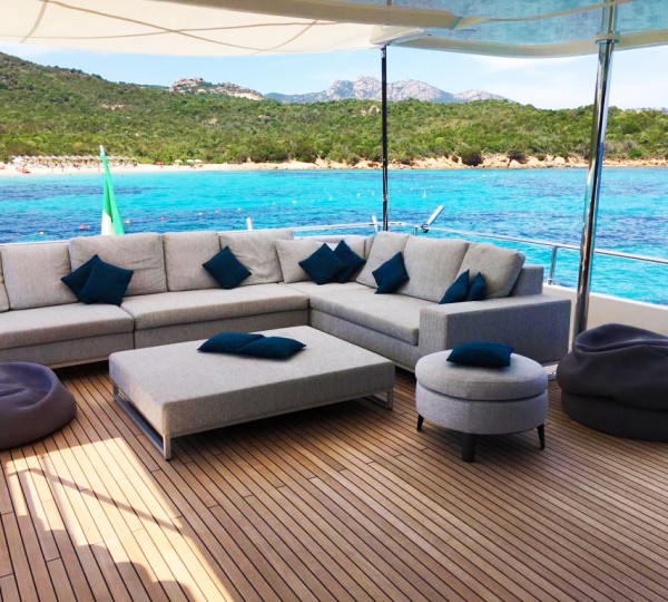 Palgremat Exterior - Living Area