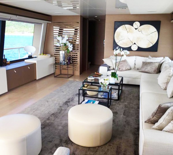 Palgremat Interior - Main Living Area