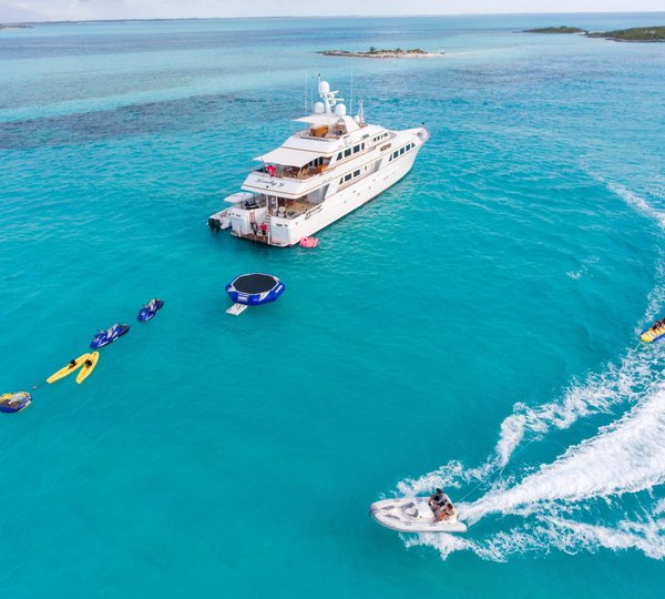 Palmer Johnson Motor Yacht LADY J - Main Shot